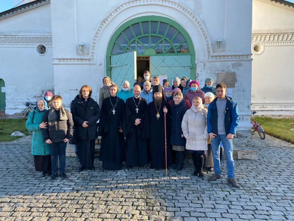 Храм Спаса Всемилостивого Белозерск. Православное Белозерье. Белозерск спас на канале. Белозерск священник Беляев. Вести белозерск в контакте