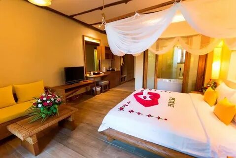 Honey resort 3