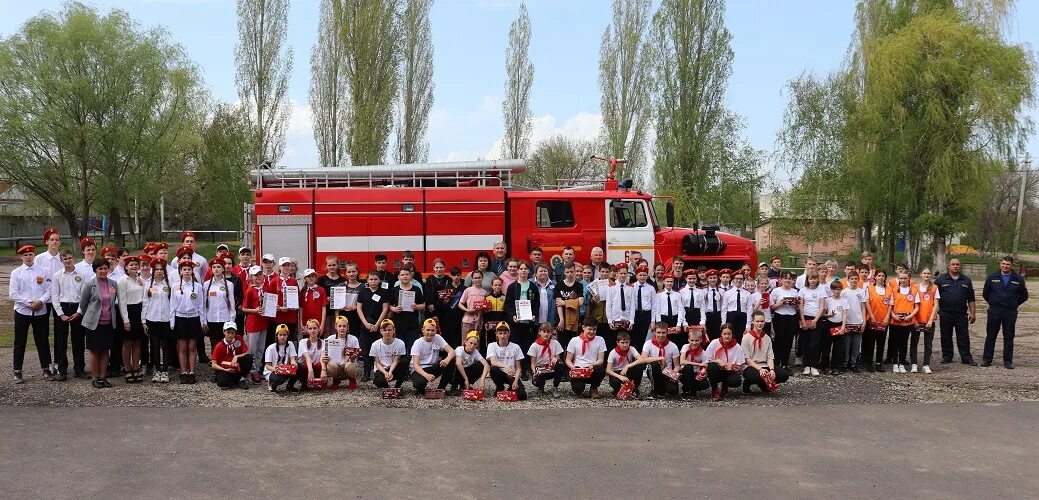 Пожарная охрана Жирновск. Красный Яр школа 1 Жирновский район. Слет юных пожарных. Слет дружин юных пожарных. Мкоу красноярская