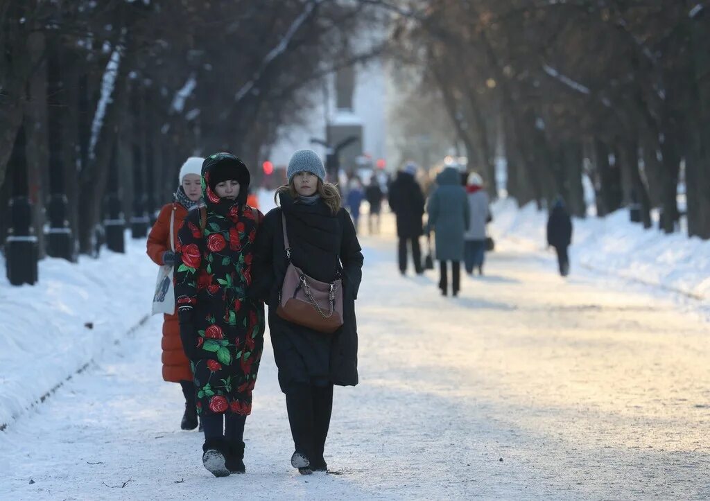 Зимние осадки. Новости зима. Как выглядят синоптики. Дождь в феврале. Снег в ростове на дону.