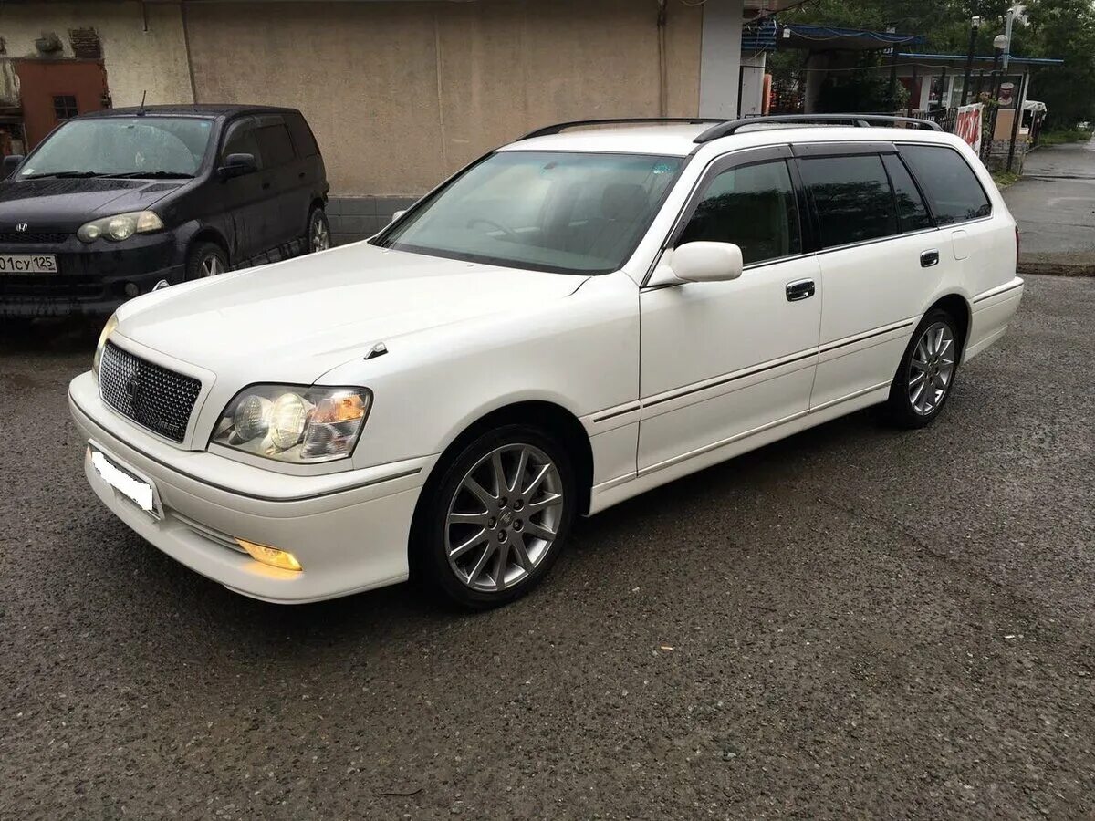 Краун 2003 года. Тойота кроун 2003. Тойота краун 2003. Краун 2003 года. Тойота кроун 2003 года.