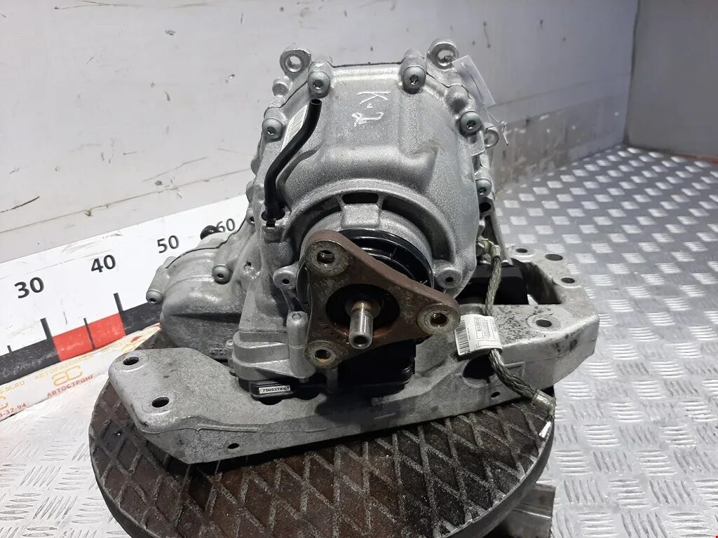 Раздатка BMW f10. BMW f10 530d раздатка. Раздатка BMW f10 530. Раздаточная коробка BMW f10. Раздатки бмв купить