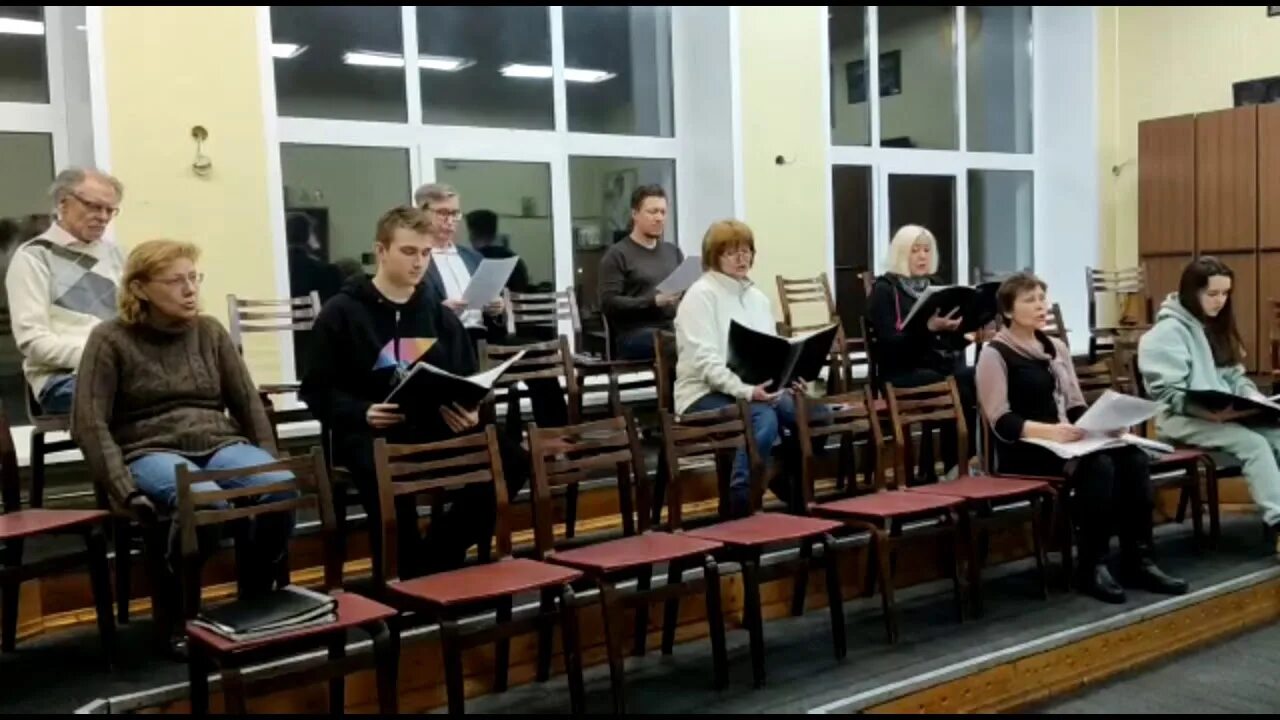 Репетиция хором. Хор руководитель хританкова. репетиция хора звук 5 минут.