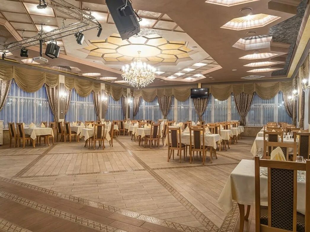 Кумженская 2а донская роща. Кумженская роща ростов-на-дону ресторан. Донская роща ростов-на-дону. Ресторан роща ростов. Кумженская роща ростов-на-дону ресторан.