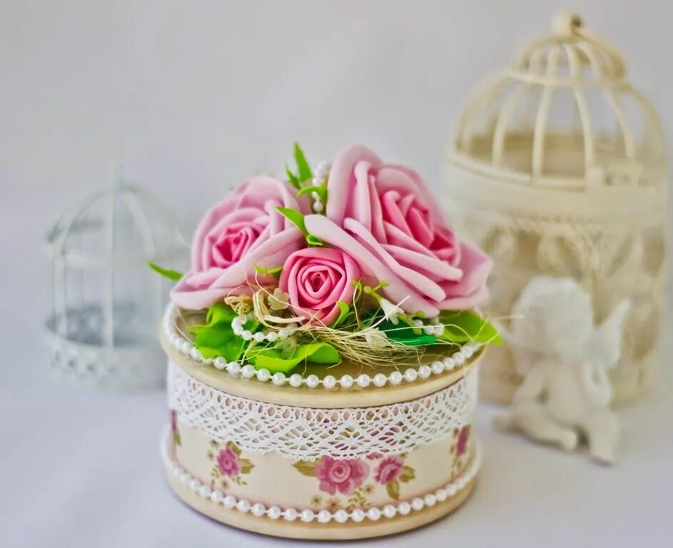 коробка подарочная цветы фоамиран. коробочка из фоамирана своими руками. коробочка из фоамирана своими руками. фоамиран шкатулка. коробочка из фоамирана.