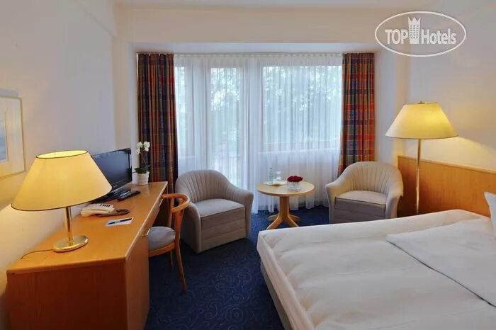 Superior hotel. Arlene superior room. Супериор номер что это. Супериор номер москва. Superior room back view что это.