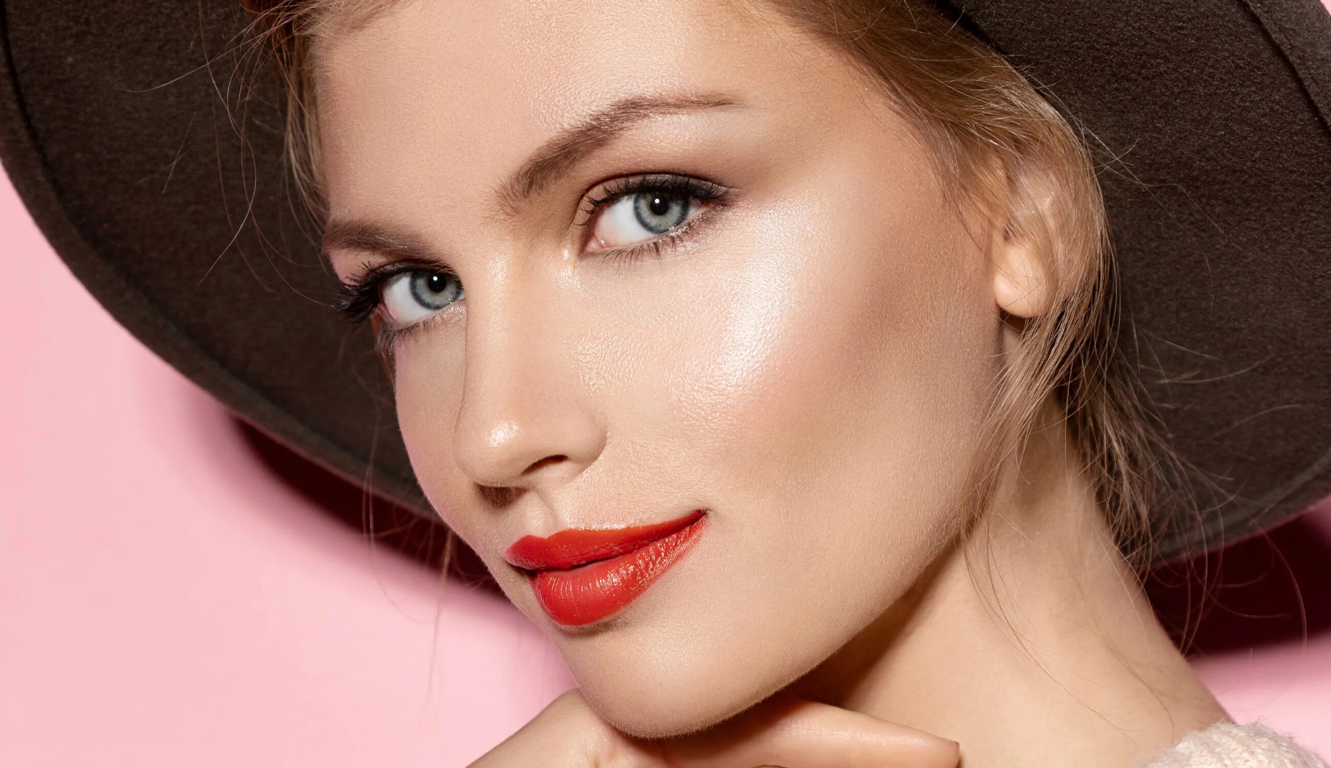 Какой макияж девушек. Губы классика. makeup. natural makeup. тест какой макияж мне подходит.