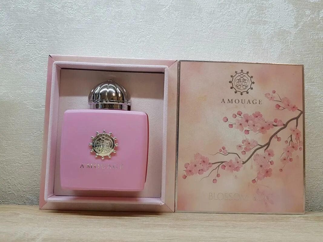 Амуаж розовый. Амуаж блоссом. amouage blossom love. амуаж блоссом лав 50 мл. амуаж блоссом лав тестер.