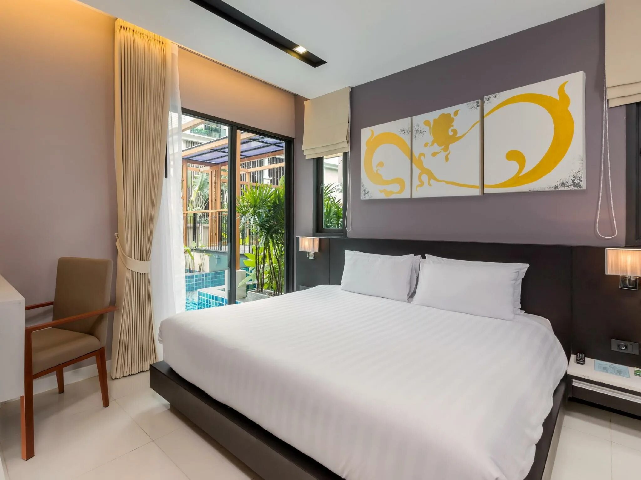 The Charm Resort Phuket 4*. Патонг Резорт отель 4 Пхукет. Джуниор сьют Пхукет. Pamokoo отель Пхукет. The charm resort