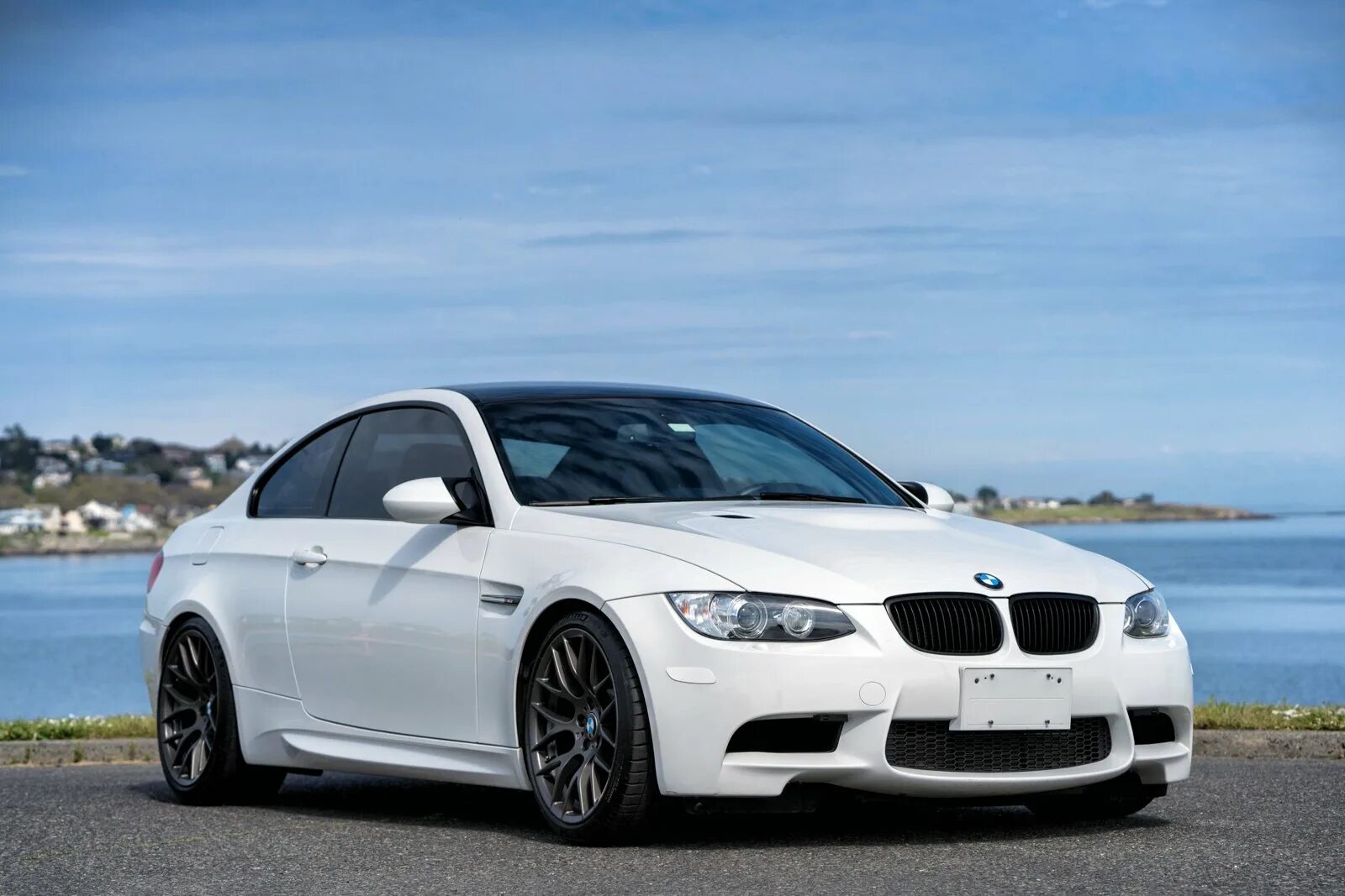 M 3 product. BMW m3 Coupe 2013. BMW m3 92. BMW m3 e92. BMW m3 e92 белая.