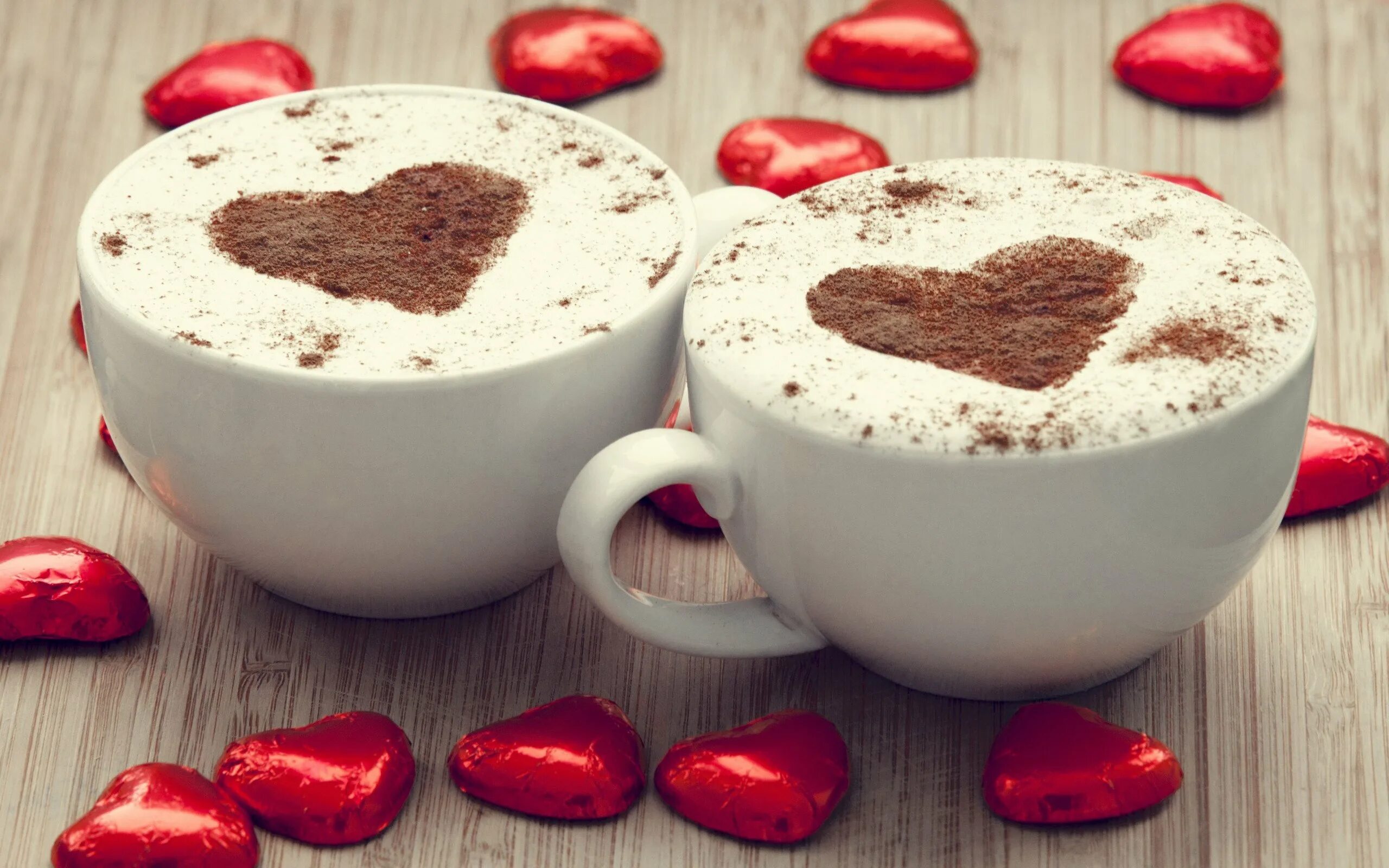 Два утра. Чашка кофе. Красивый кофе. Доброе утро кофе. Доброе утро кофе сердце.