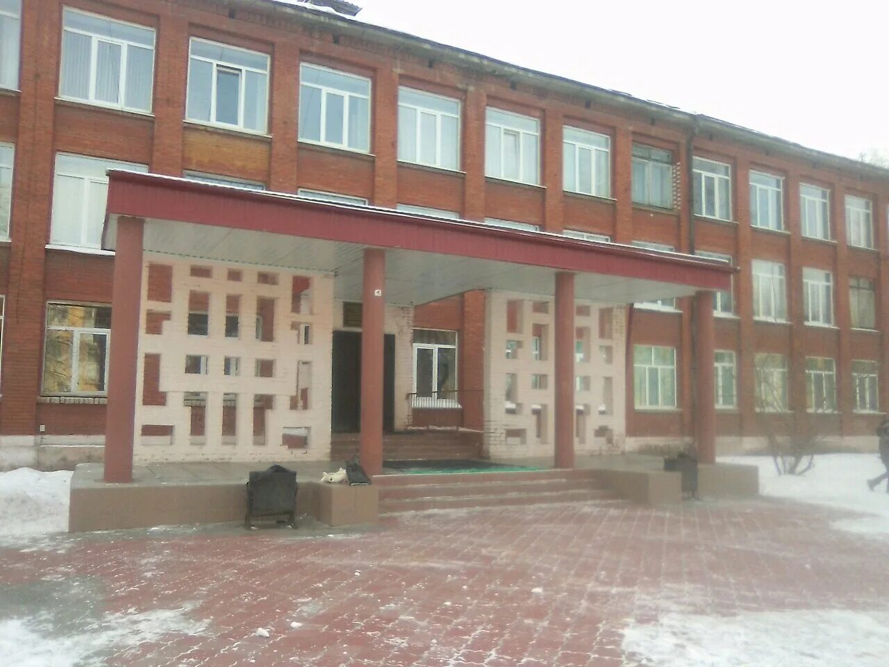 сош 44 нижний тагил. школа 44 нижний тагил. школа 4 нижний тагил вагонка. нижний тагил 44. площадь славы нижний тагил.