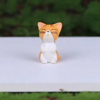 Фигурка котика