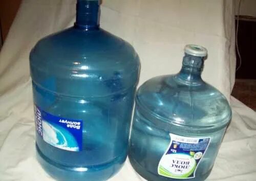 12 литровая вода. Люкс вода бутыль 19 литров. Люкс вода 12 литров. Бутыль для кулера Размеры. Бутыль 11 литров для кулера.