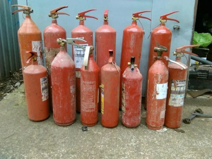 Огнетушитель углекислотный оу-5. Марка заряженного отв оп -2. Зпу огнетушителя оу3. 4. Углекислотный огнетушитель баллон 25.