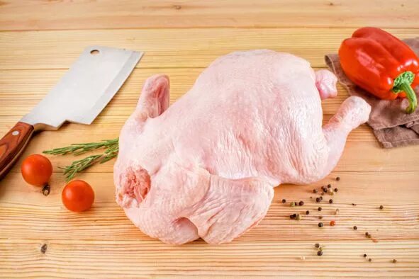 Курица охлажденная. Мясо курицы фирмы. Производственная компания мясо птицы. Уничтожитель курятины.