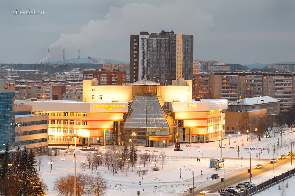 магазин экспресс верхняя пышма. театр угмк в верхней пышме. верхняя пышма 101. магазин юбилейный верхняя пышма. проспект успенского 101 верхняя пышма.