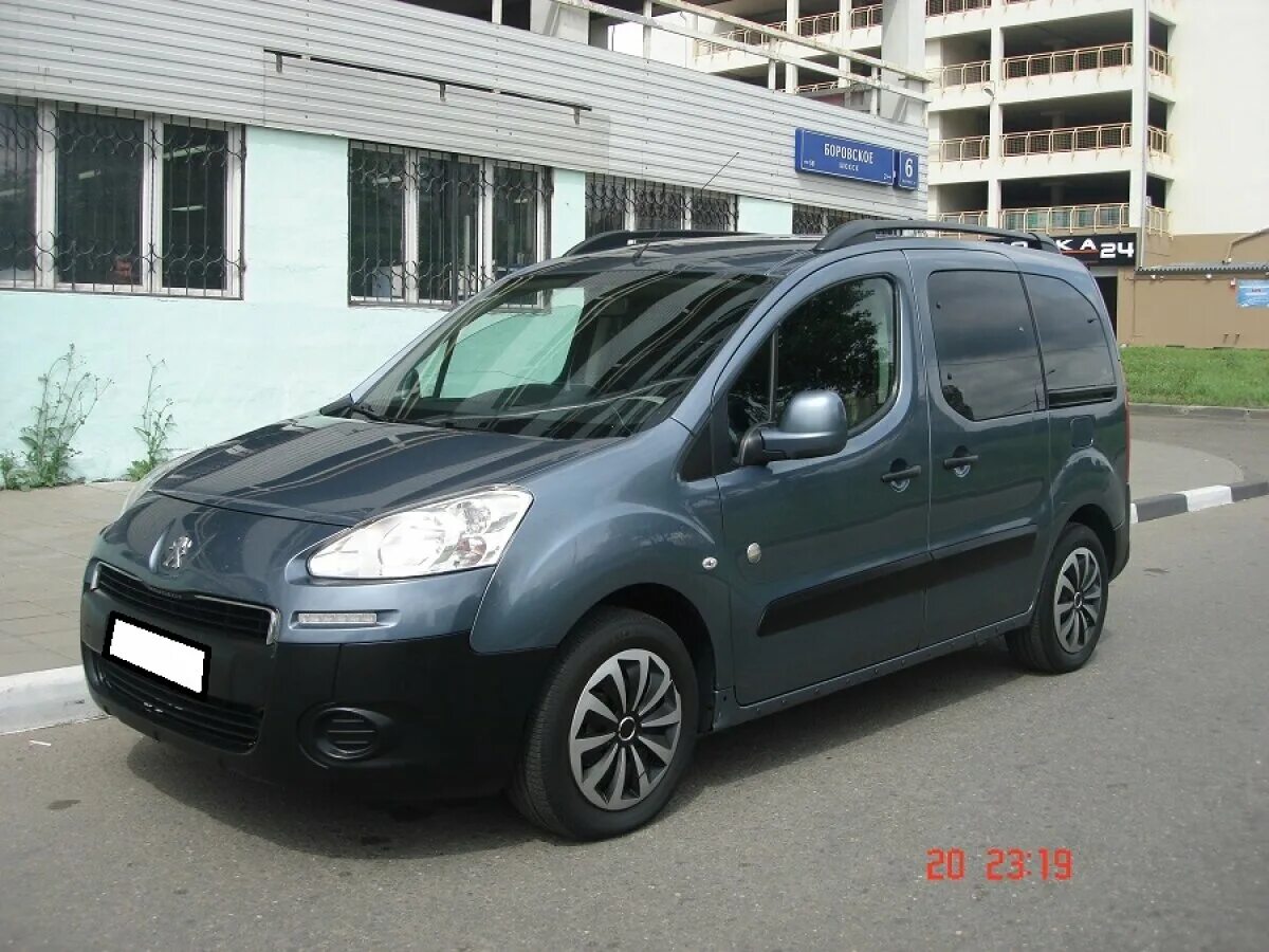 Пежо партнер 2011 купить. Пежо партнер 2 Рестайлинг. Peugeot partner II Рестайлинг автору. Пежо партнер 2016 года 120л.с. Peugeot partner серый.