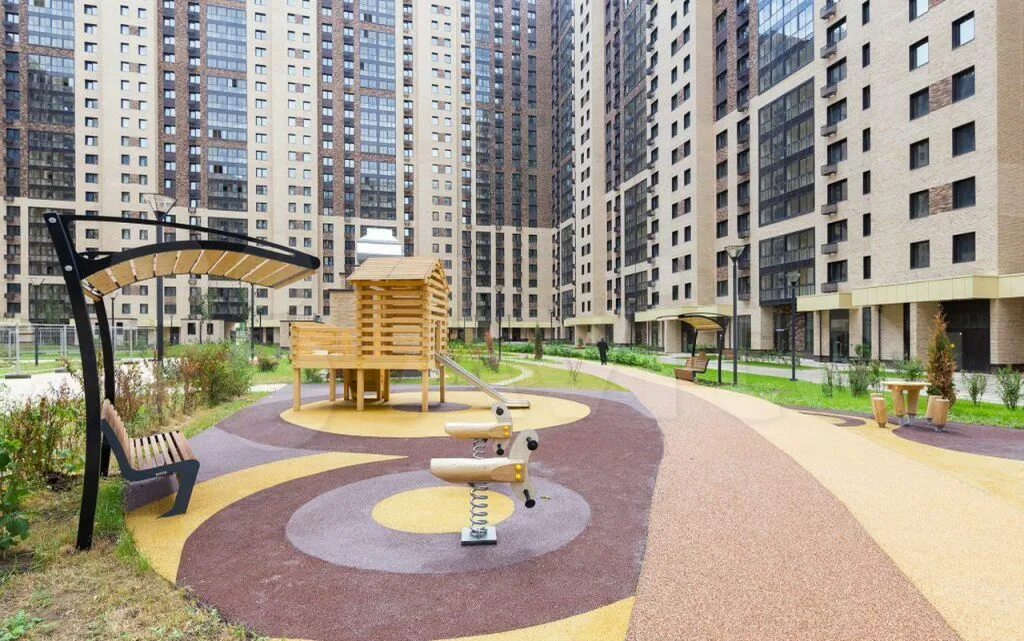 Forest m 2. Чоботовская 2к1 жк форест. Паракорд 550 cord 30м (red). Большая лая заречная улица панорама. Forest m 2.