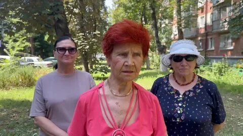 Бабушка против внука
