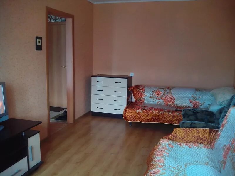 квартира студия в челябинске. овчинникова 7б челябинск. снять 1 квартиру чмз. суточная квартира. челябинск квартира однокомнатная чтз.