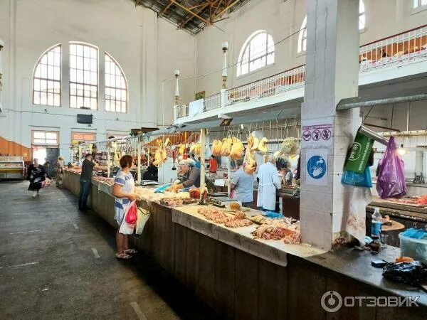 Центральный рынок кисловодска. Кисловодск центральный рынок отзывы. Кисловодский рынок центральный. Базар кисловодск центральный рынок. Сыр в кисловодске на рынке.