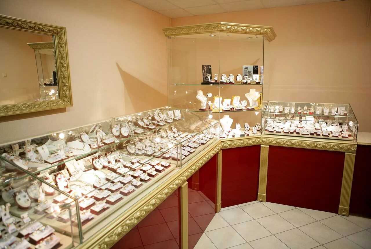 золотая скидочная карта. Vip карточка. кристалл ювелирный магазин. дисконтная карта ювелирторг. бронницкий ювелирный завод логотип.