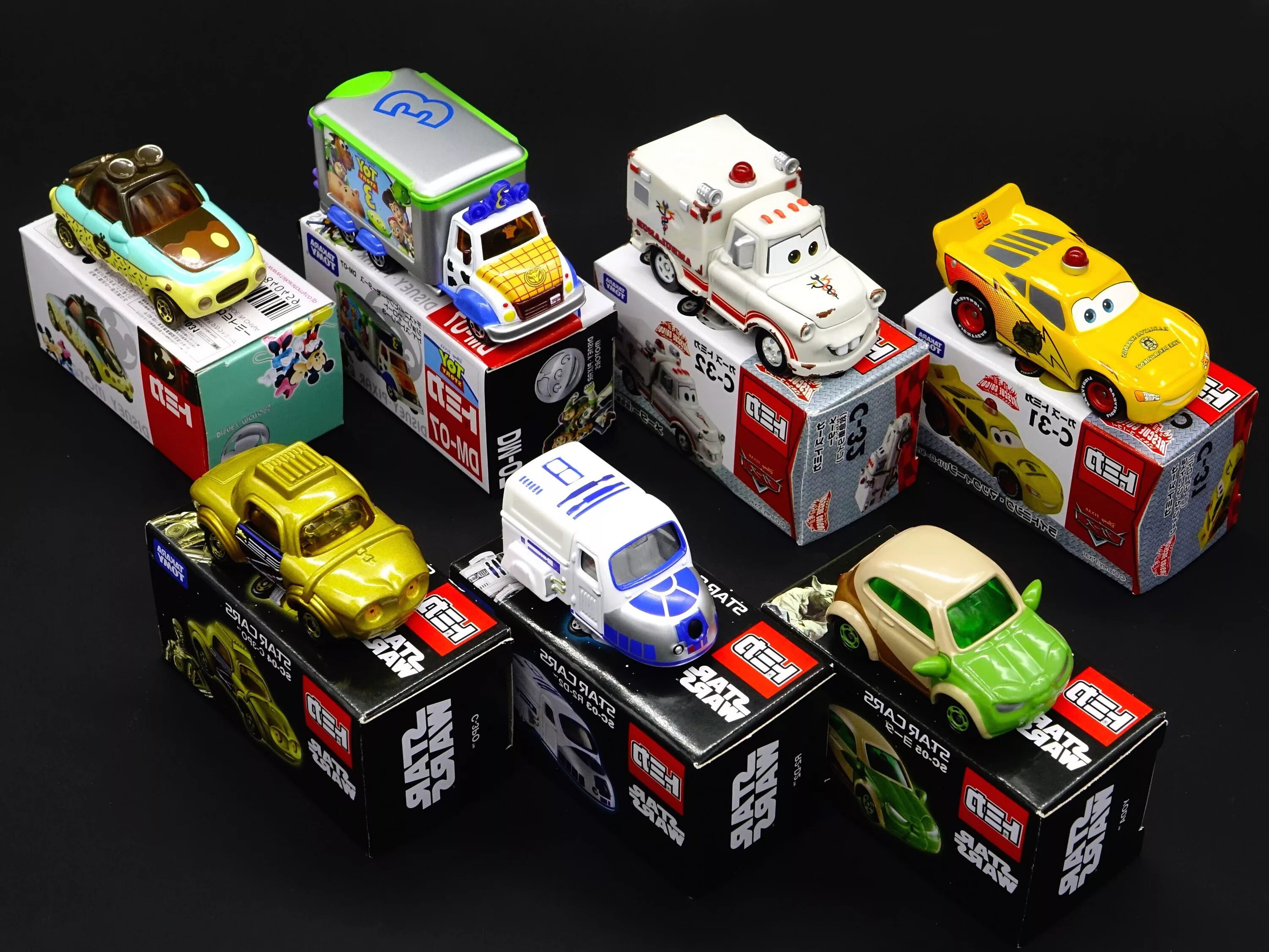 Tomica машинки. Маленькие Игрушечные машинки. Китайские игрушки машинки. Игрушечные японские машины. Машин китайские игры