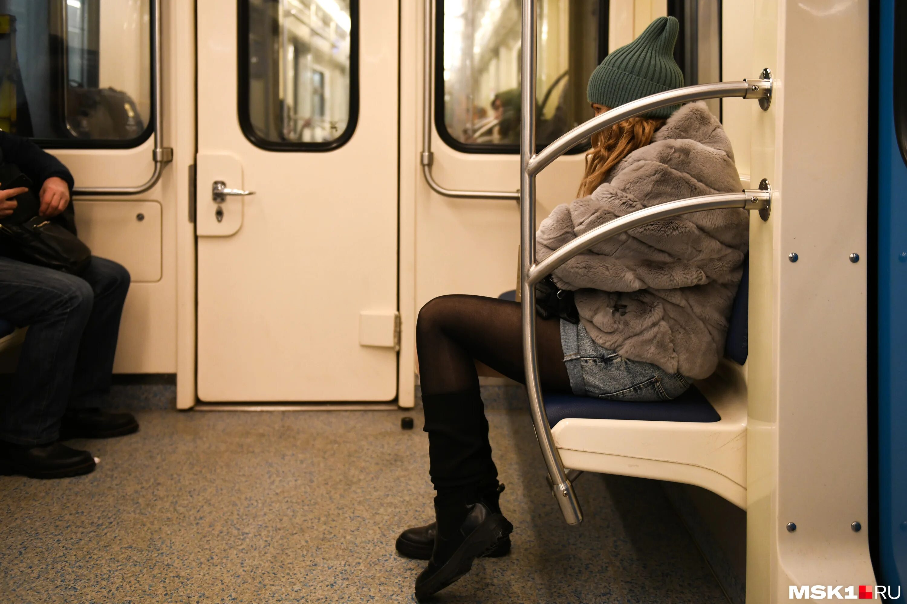 арбатско-покровской ветке. синяя ветка метро 22 02 2022. поезда на синей ветке в москве. не ходят поезда на синей ветке. метро невский проспект спб ветеа.