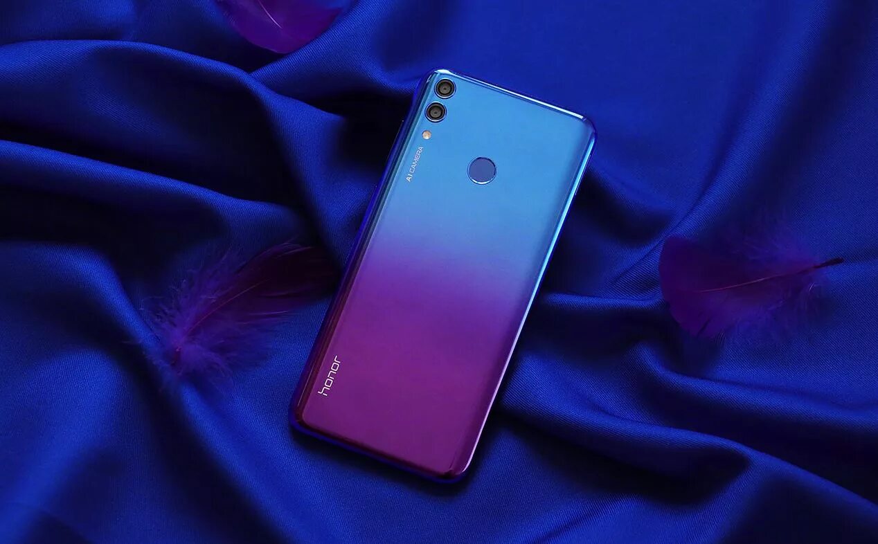 Смартфоны хонор 2024 года. Huawei Honor 8c. Смартфон хонор 8c. Смартфон Honor x8 128 ГБ синий. Хонор х8 розовый.