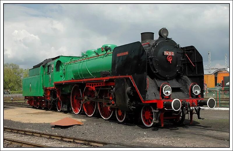 Pm 36. Обтекаемый немецкий паровоз. Pm36-1. Pm36-1. Pm 36.