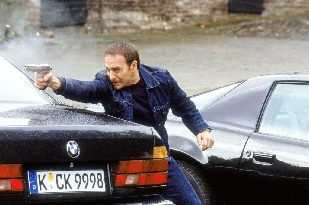 Спецотряд кобра 11. Спецотряд кобра 11 сериал. Спецотряд кобра 11 дорожная полиция. Кобра 11 дорожная полиция. Дорожную полицию кобра.