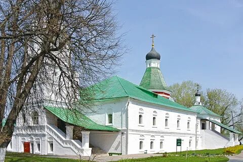 Уехал в александровскую слободу
