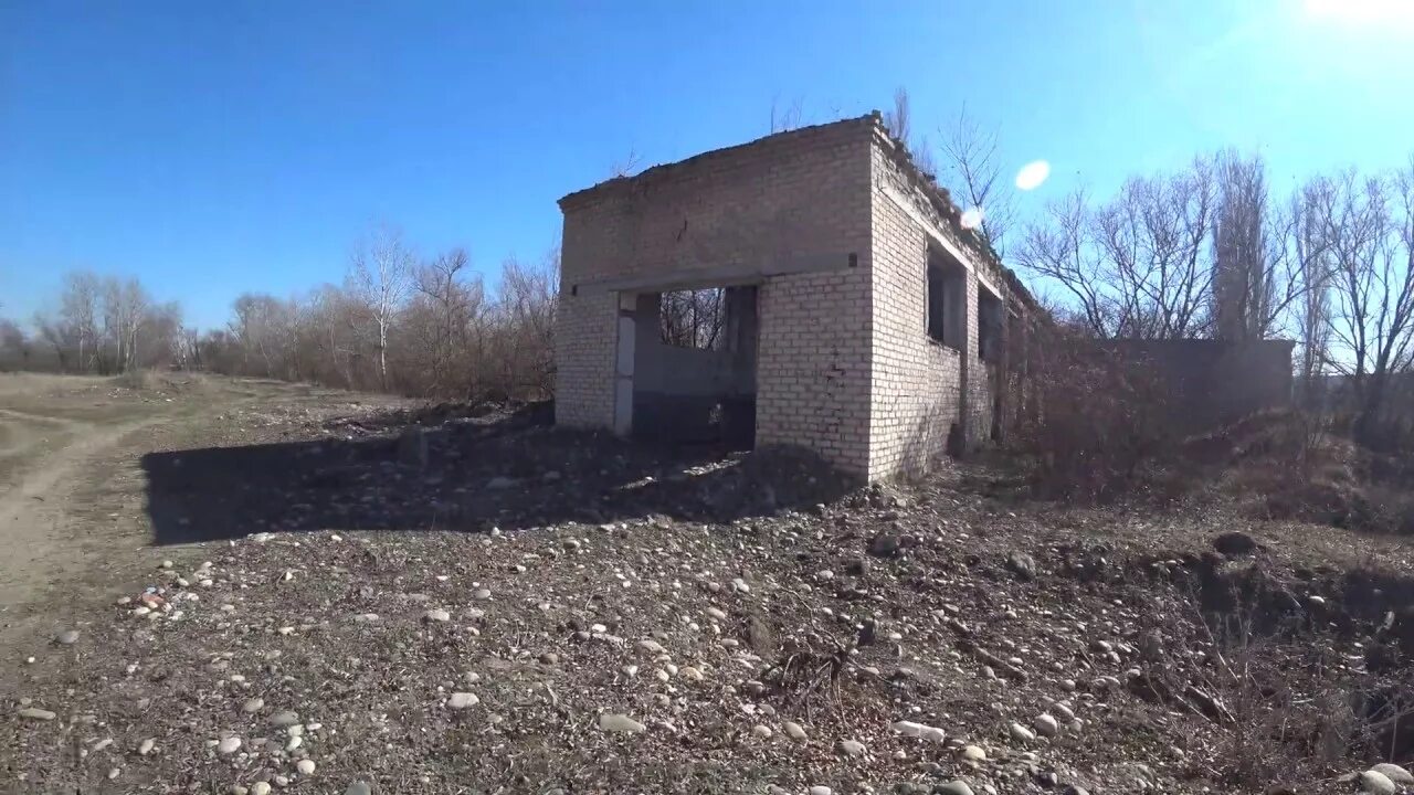 Эркен юрт. Школа аул эркен юрт. Мечеть в ауле урупском. Кчр эркин юрт. Эркен юрт школа.