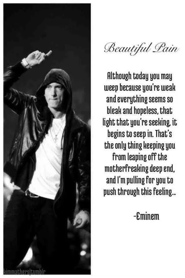 Eminem фото. Eminem улыбается. Eminem tobey перевод песни. Эминем рэпер. Эминем 2011.