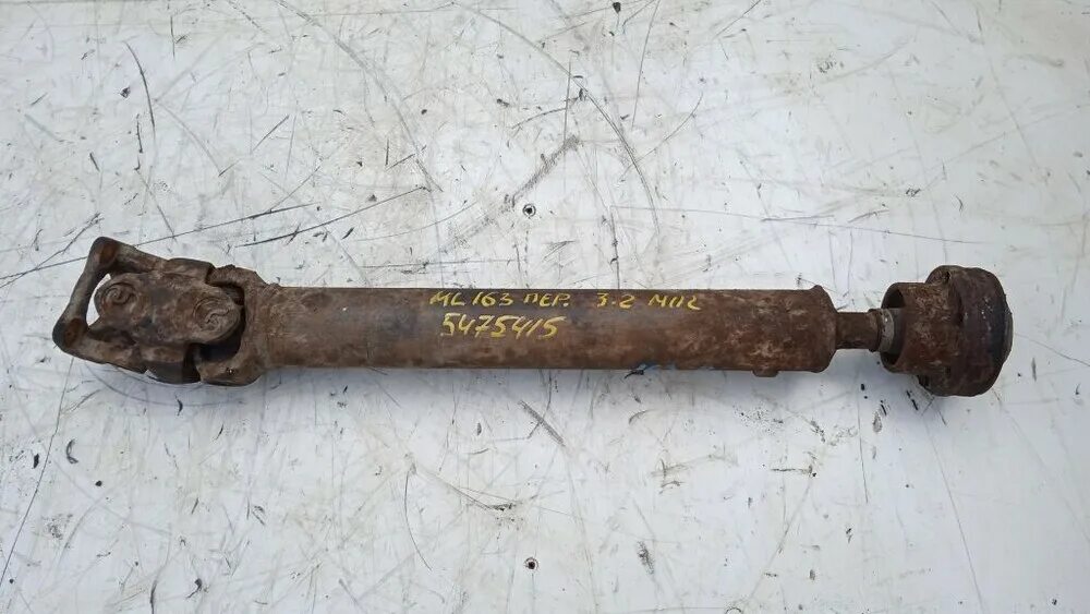 Передний кардан мерседес мл. 3 бензин задний. Передний кардан мл 320. Кардан мл. Кардан мл 163 2.