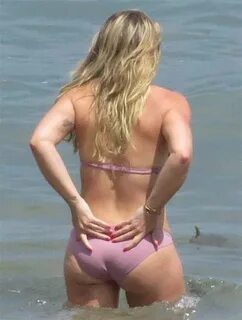 Hillary duff in panties