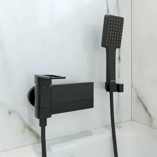 Смеситель для ванной черный iddis