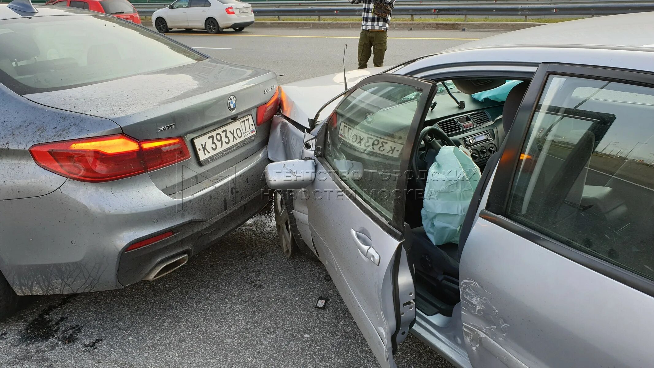 Дтп наезд на стоящее тс. Наезд на припаркованное тс. Дтп наезд на стоящее тс. Наезд на стоячее транспортное средство. Пдд наезд на стоящее транспортное средство.