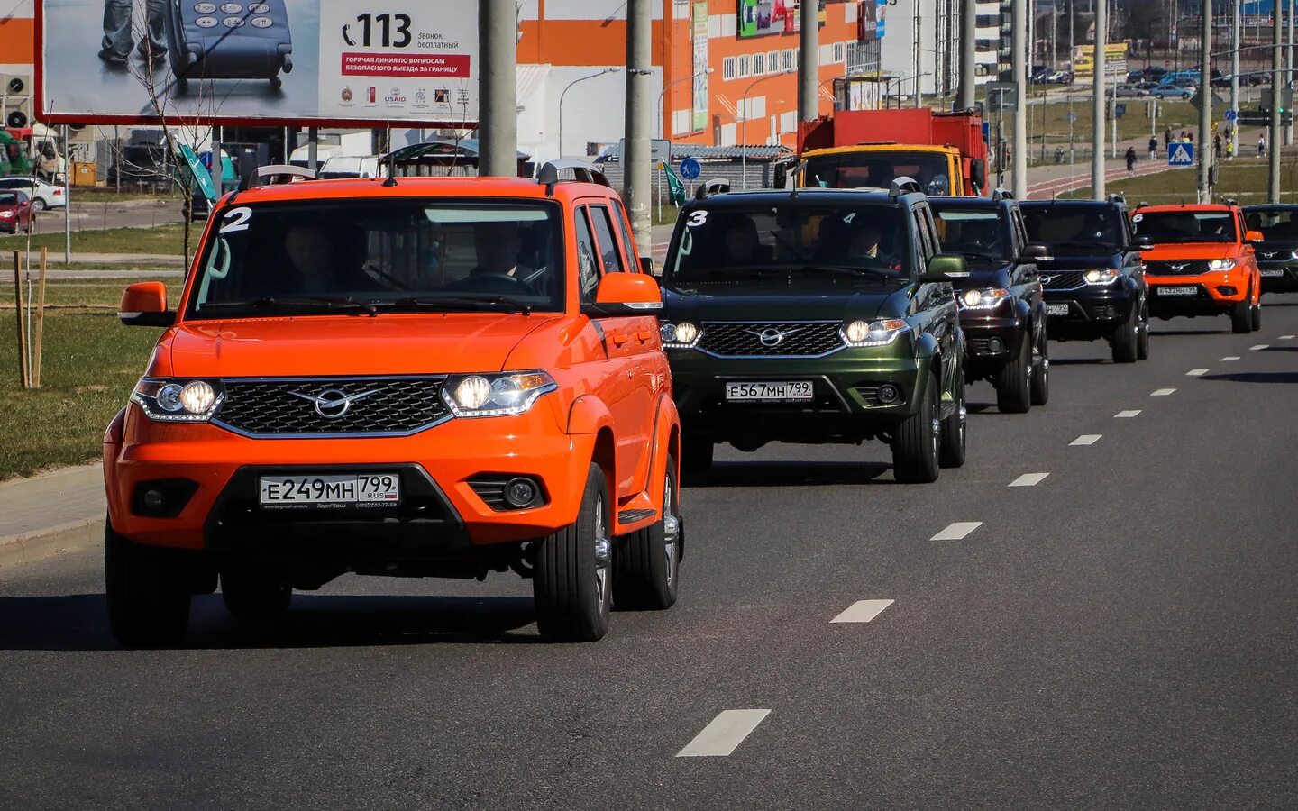 УАЗ Патриот Беларусь. Новый УАЗ м5 кросс. Марши автоколон патриотов Беларусь.