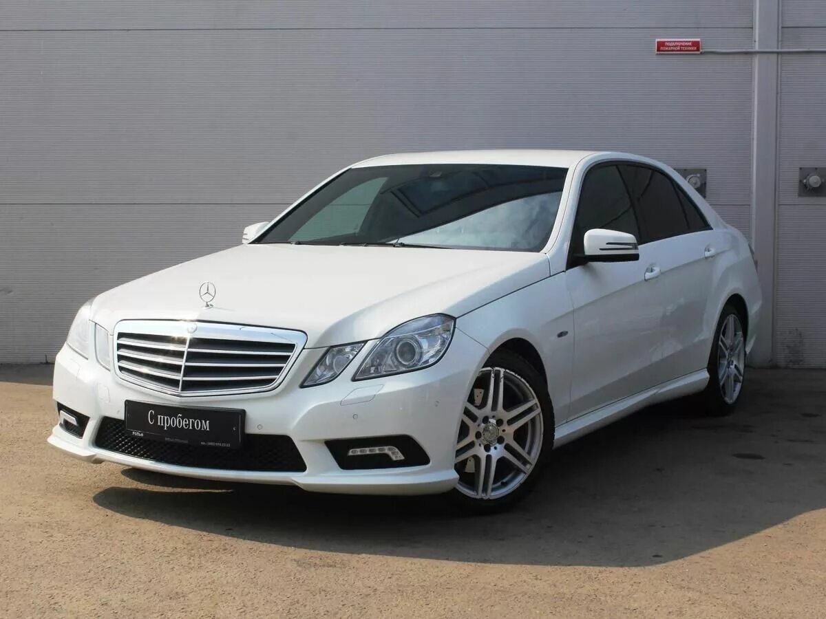 Mercedes-Benz E500 BlueEFFICIENCY 2011 года выпуска. Фото 1. VERcity