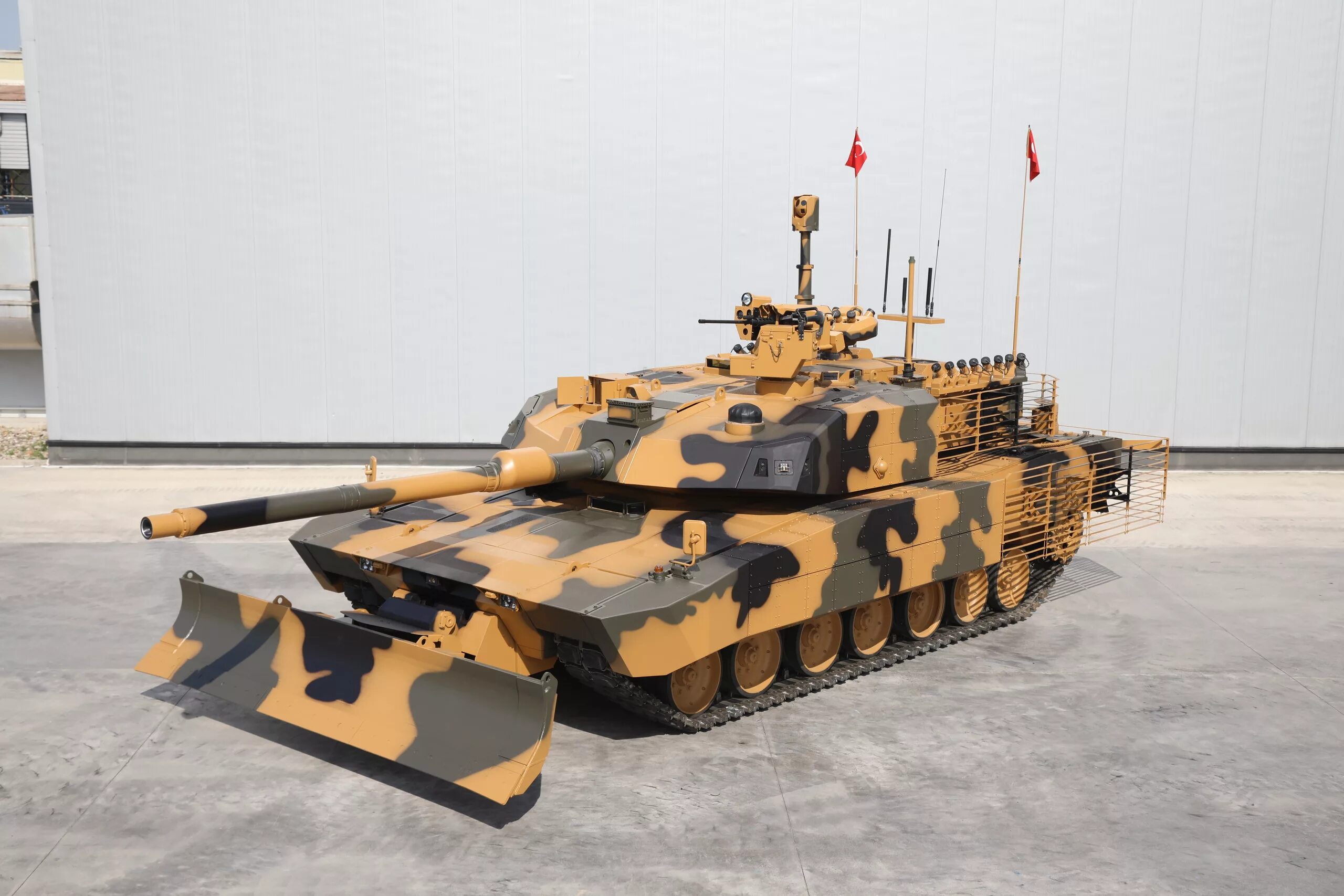 Tank series. Танк Altay AHT. ОБТ Турции. Kaplan турецкое вооружение. Обвесы на новых танках.