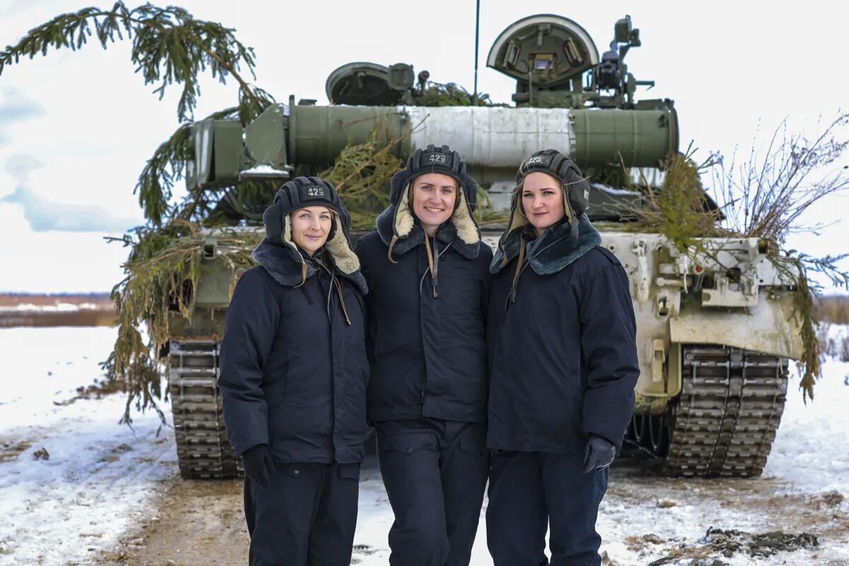 Экипаж танка 80. Т-80у Кантемировской дивизии. Танк т - 80 у Кантемировского дивизия. Кантемировская танковая дивизия. Кантемировская танковая дивизия 2021.