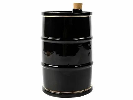 Литр нефти стоит