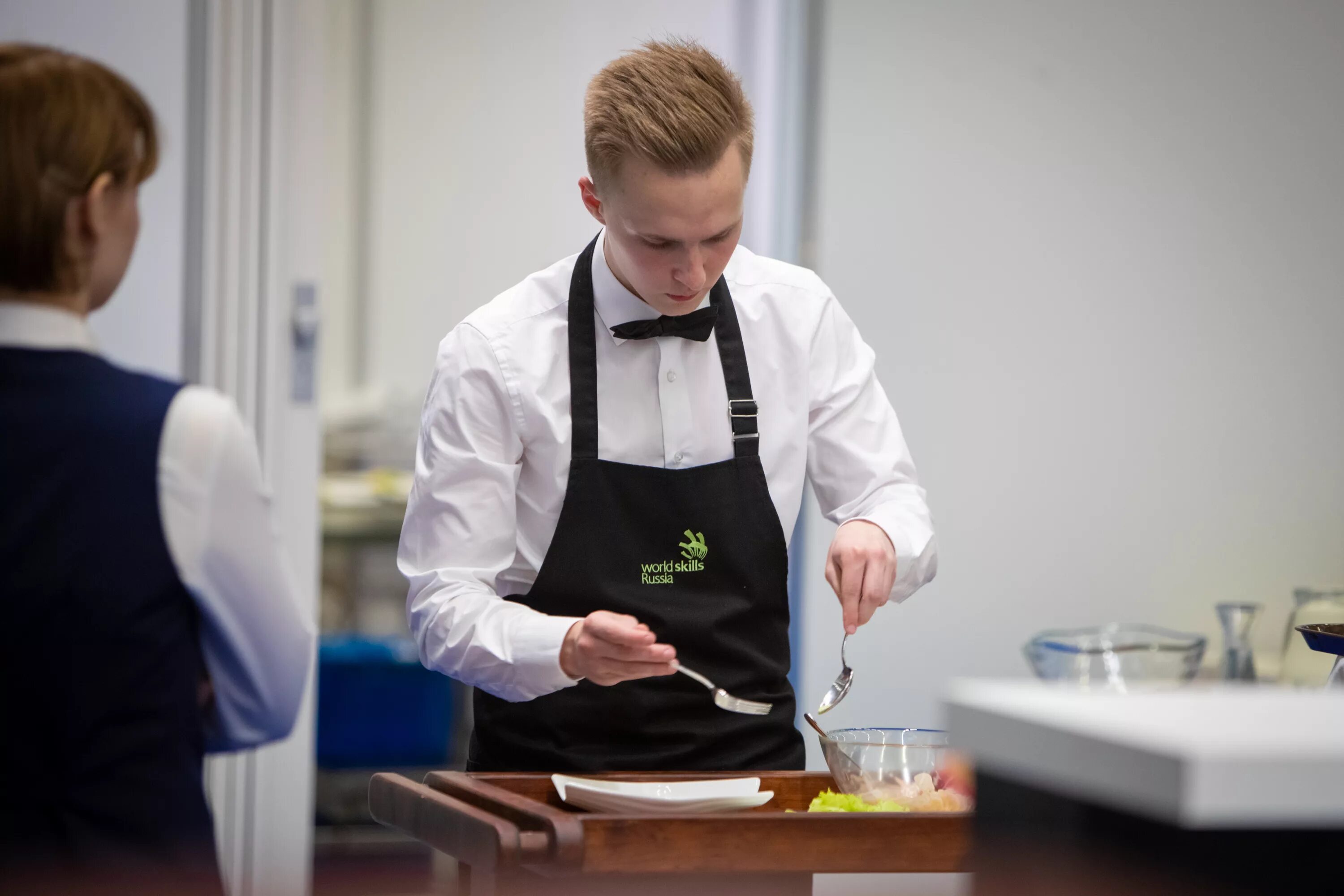 Ресторанный сервис. Мастерята ресторанный сервис. Официант ворлдскиллс. Мастерята ресторанный сервис. Ворлдскиллс ресторанный сервис 2022.