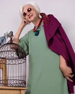 Платья для женщин 70