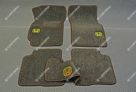 Hr v коврики
