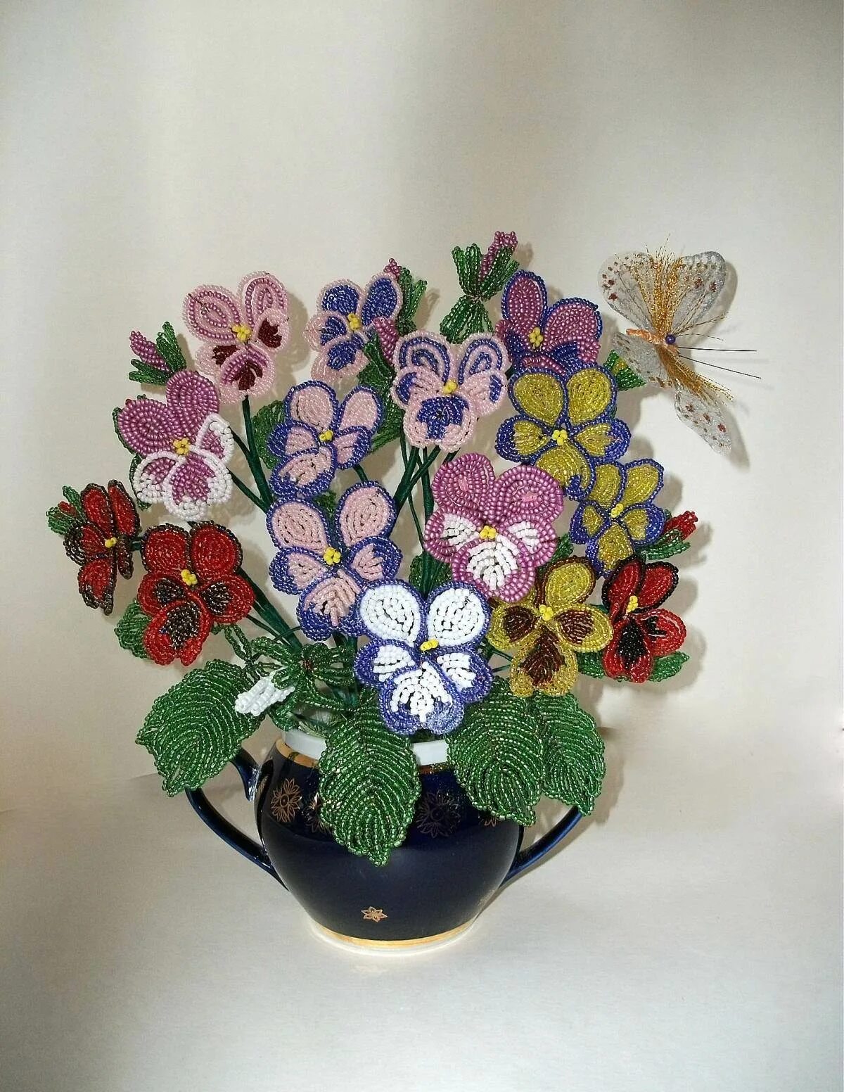 Бисер анютины глазки. Анютины глазки из бисера мастер класс. Бисер цветы анютины глазки. Анютины глазки параллельное плетение. Цветы из бисера анютины глазки.