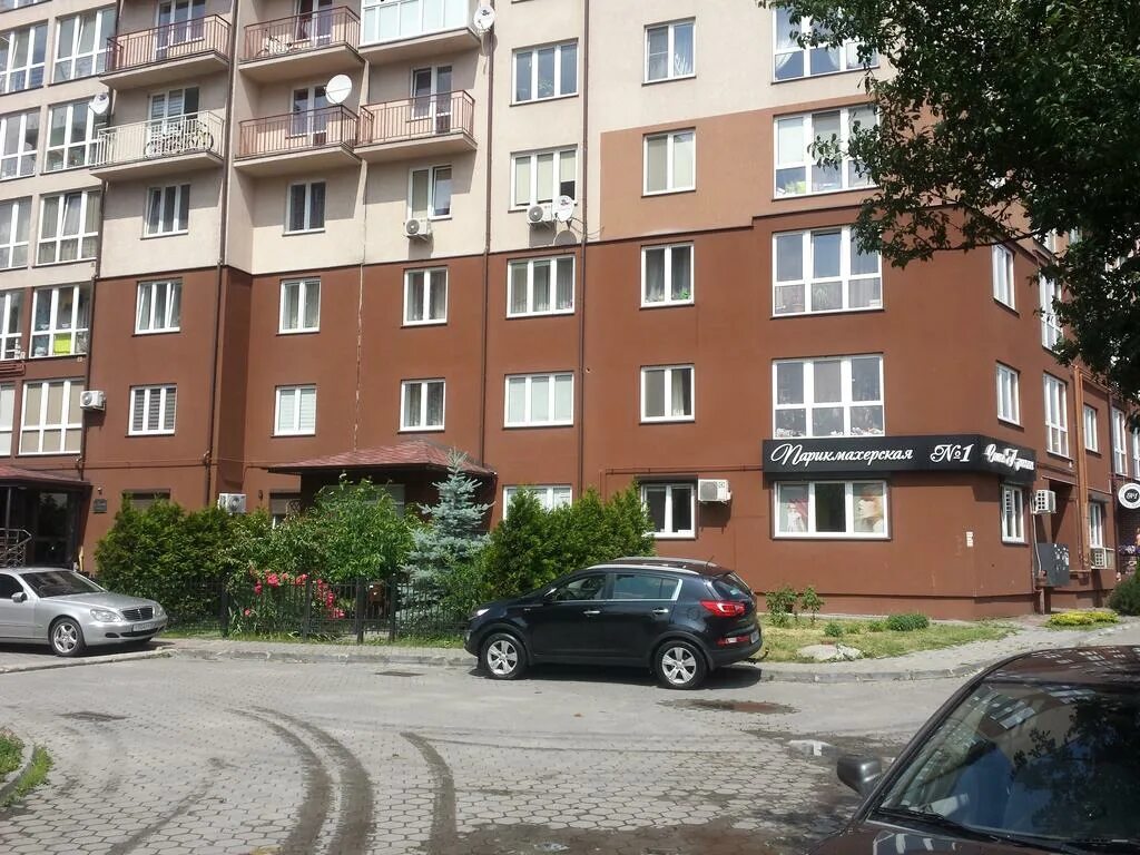 Юридические услуги калининград. Верде салон красоты калининград. Римская 33/1 калининград. Улица римская 33 калининград. Калининград римская 1.