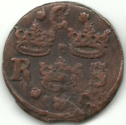 Шведская монета Королева три короны. Шведская монета 1653 три короны.